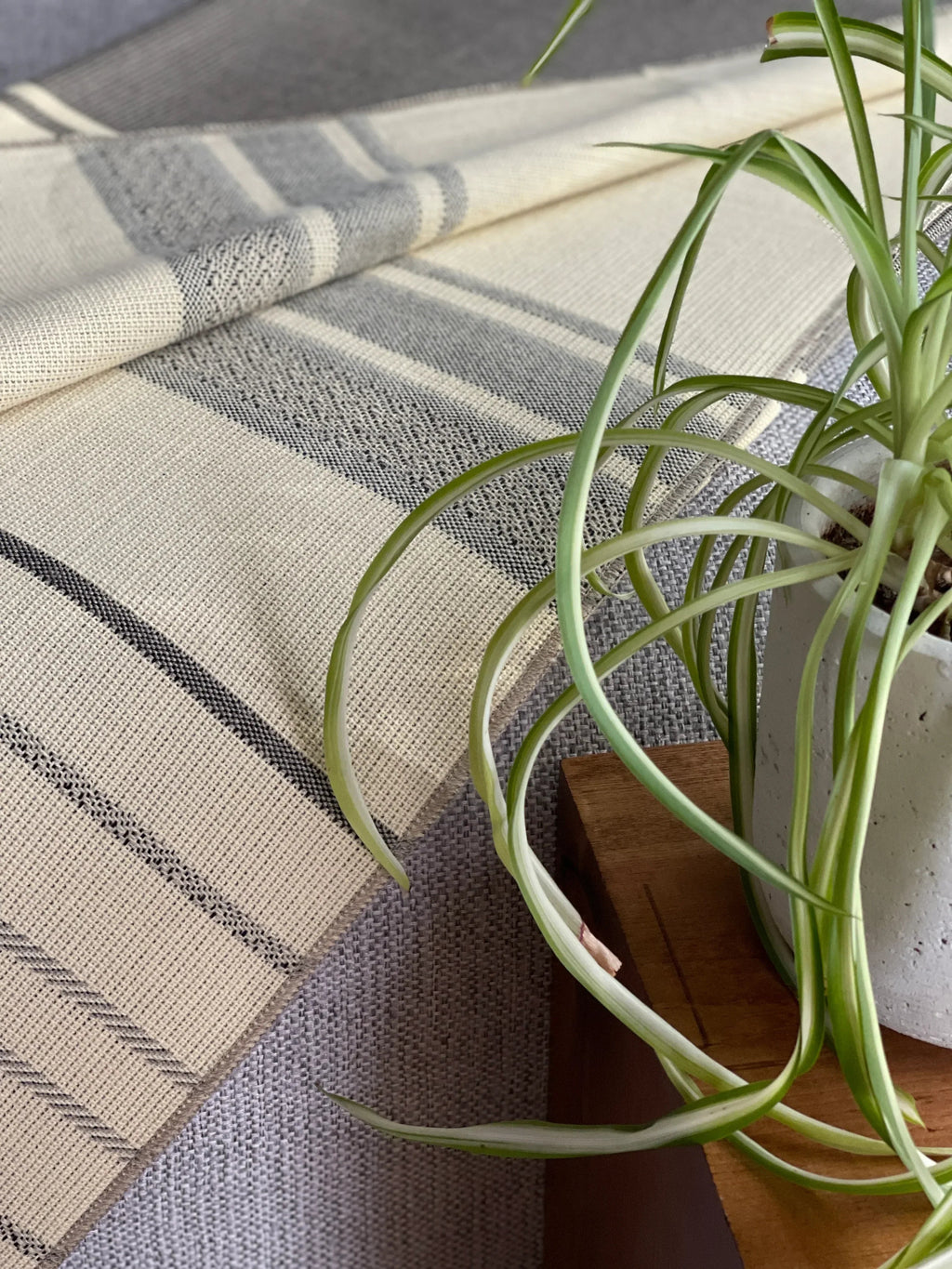 Equinoccio Turkish Throw Blanket – Cedar Brown | Cozy Reading Blanket | Neutral Home Décor