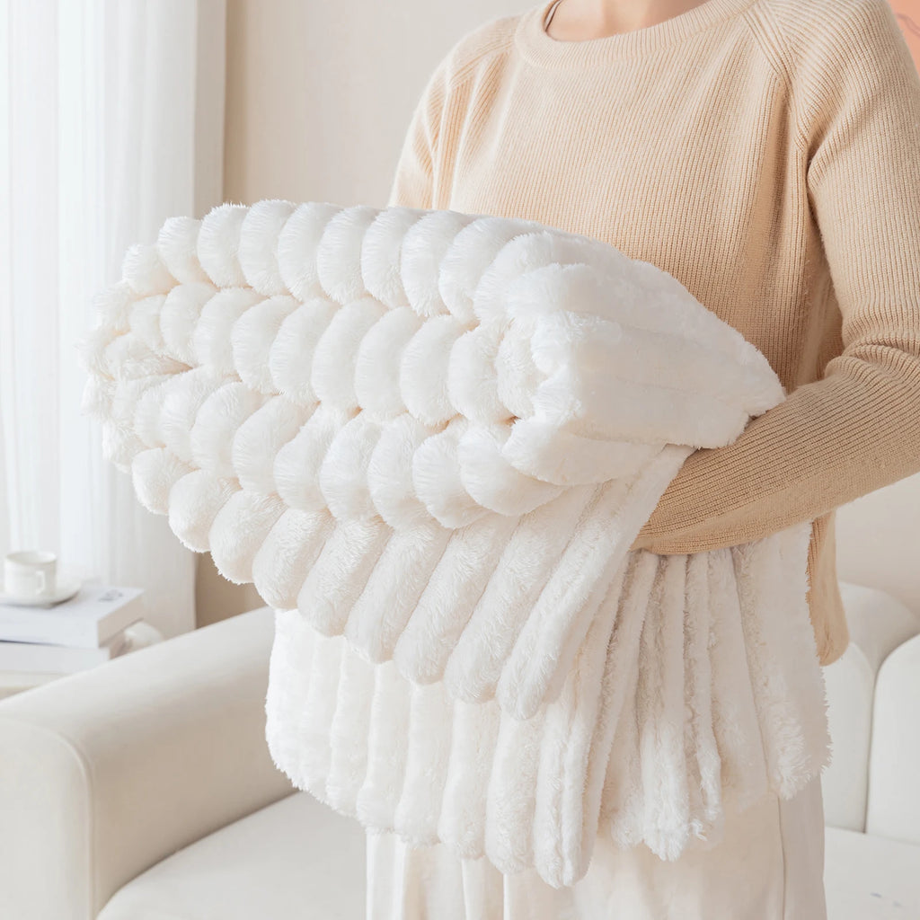 Chunky Plush Reading Blanket | Ultra-Soft Cozy Throw for Book Lovers